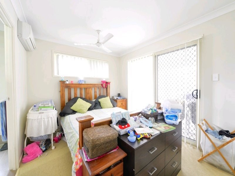 16 Parkview Drive, Springfield Lakes QLD 4300