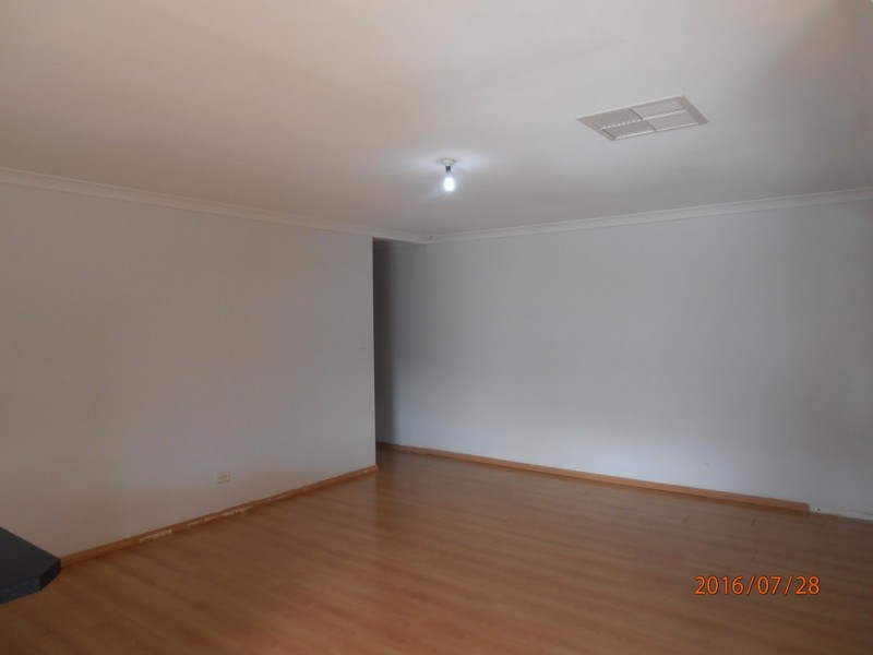 4 Louisa Grove, Ellenbrook WA 6069