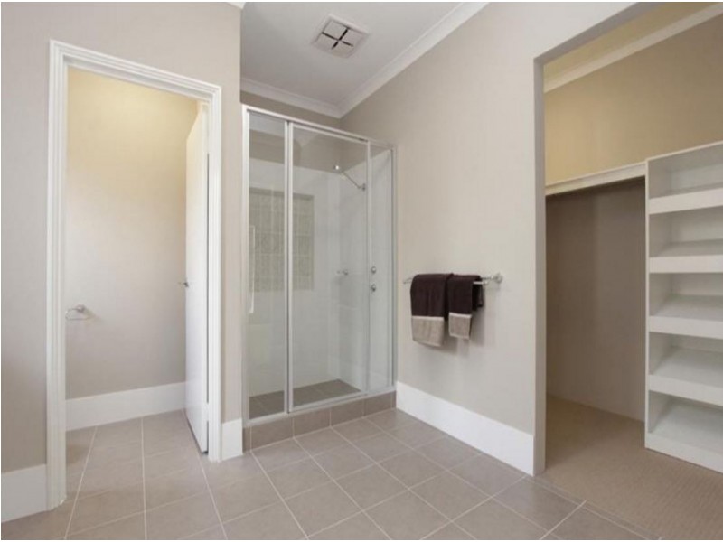 370 Banrock Drive, Ellenbrook WA 6069