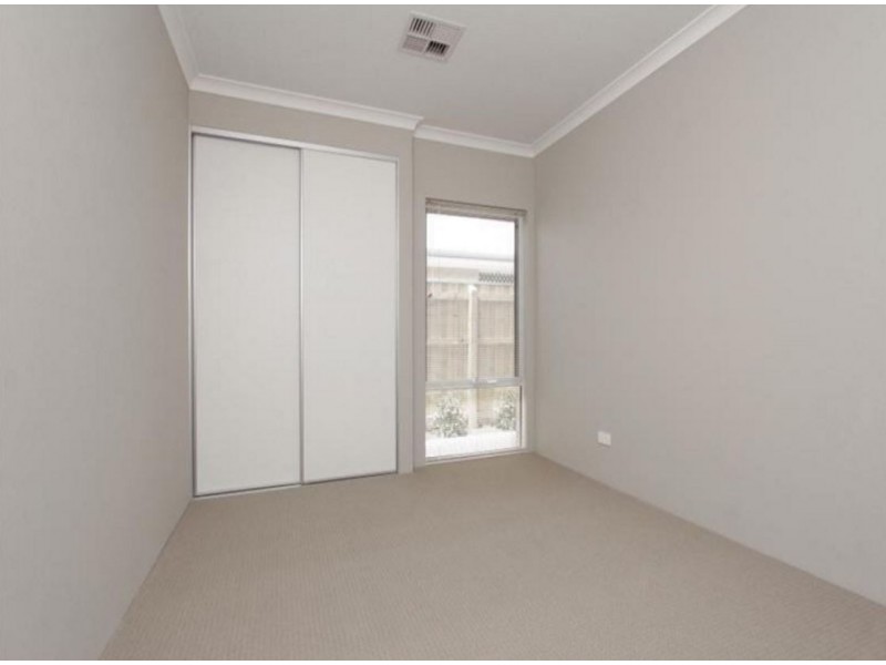 370 Banrock Drive, Ellenbrook WA 6069