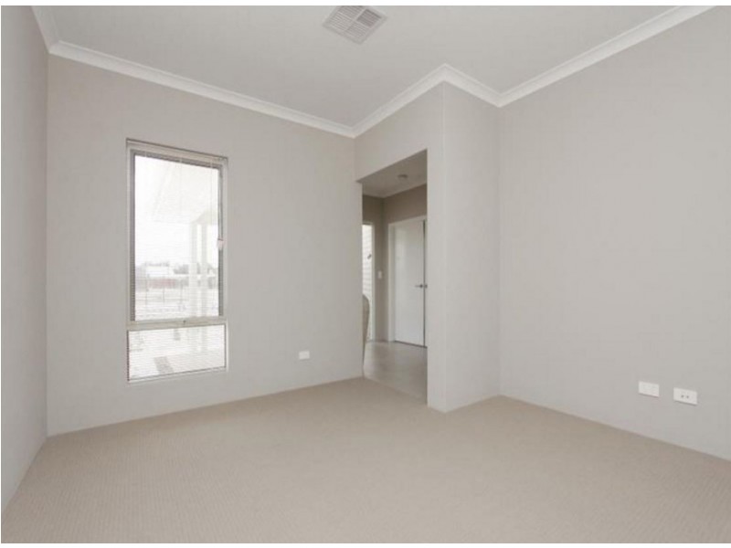 370 Banrock Drive, Ellenbrook WA 6069