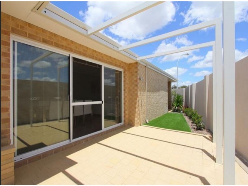 370 Banrock Drive, Ellenbrook WA 6069