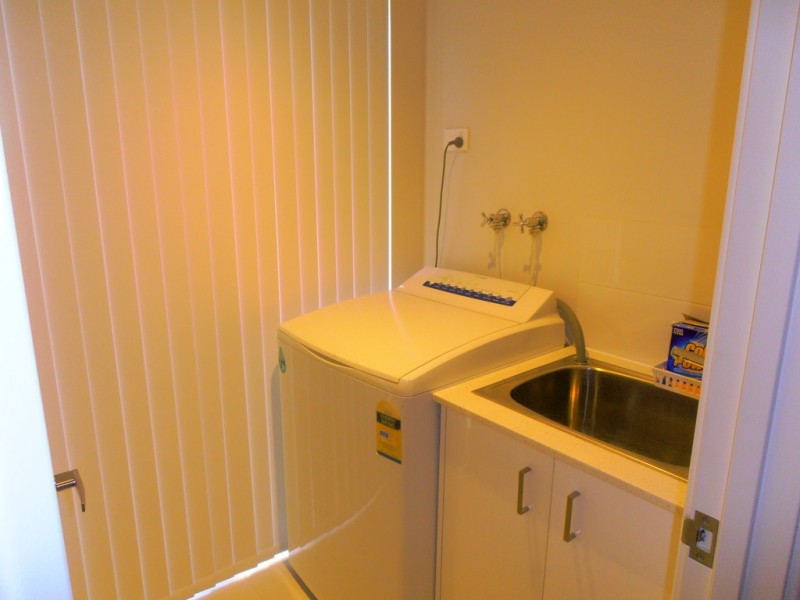 21 Fairoaks Way, Aveley WA 6069