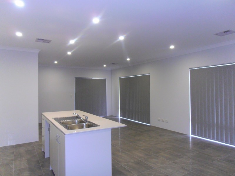 45 Vidalia Drive, Aveley WA 6069