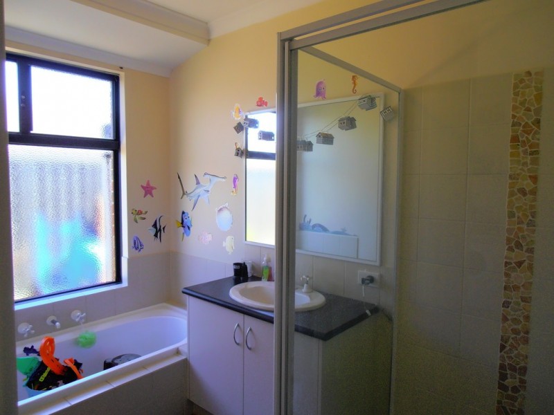 6 Waite Ridge, Aveley WA 6069