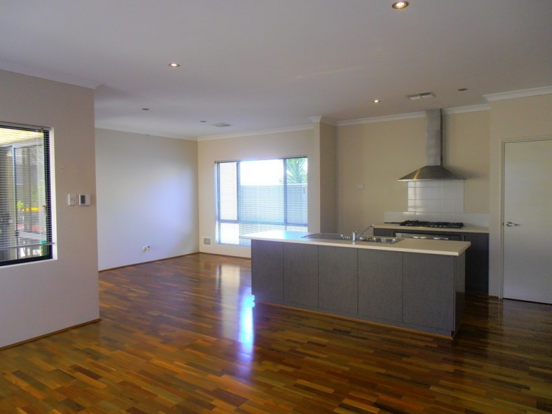 11 Zelena Terrace, Aveley WA 6069