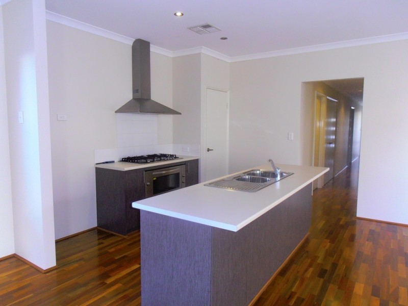 11 Zelena Terrace, Aveley WA 6069