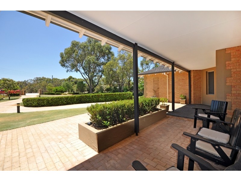 41 Santa Paula Lane, The Vines WA 6069