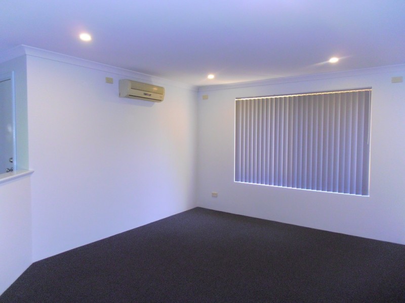 22 Halpin Circle, Ellenbrook WA 6069