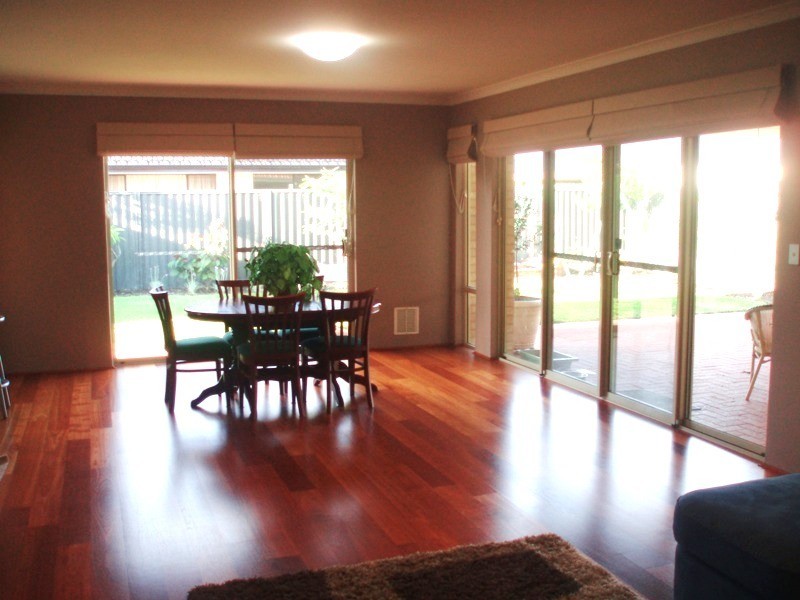 11 Ingham Street, Aveley WA 6069