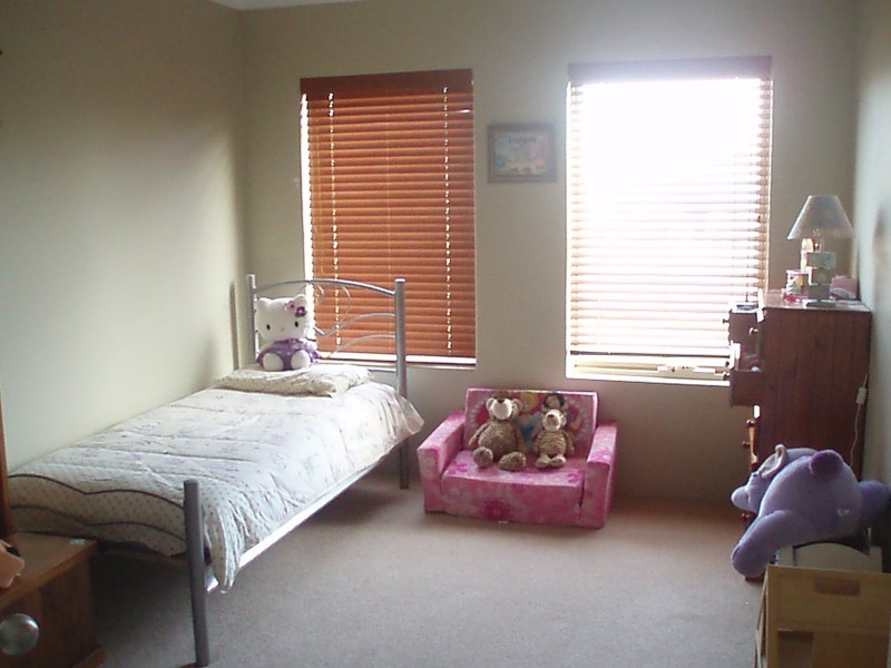 11 Ingham Street, Aveley WA 6069