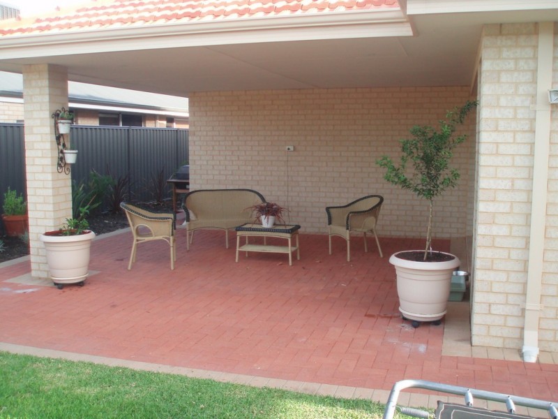 11 Ingham Street, Aveley WA 6069