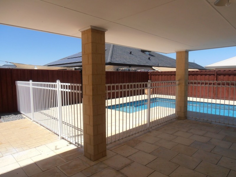 18 Arrowsmith Avenue, Ellenbrook WA 6069