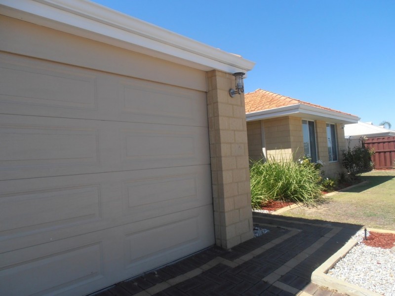 18 Arrowsmith Avenue, Ellenbrook WA 6069