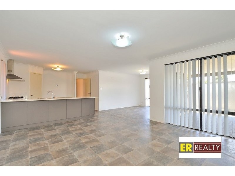 41 Redstone Trail, Ellenbrook WA 6069