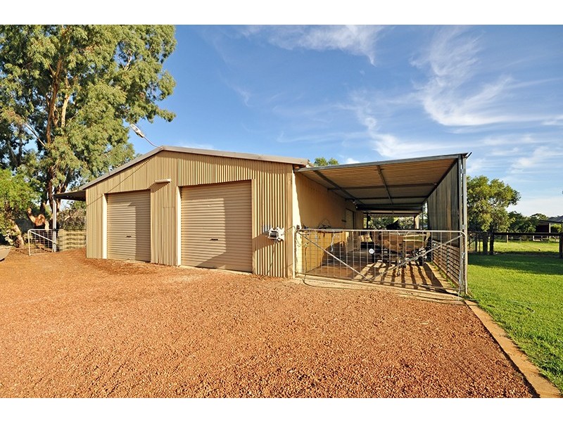 48 Aveley Road, Belhus WA 6069