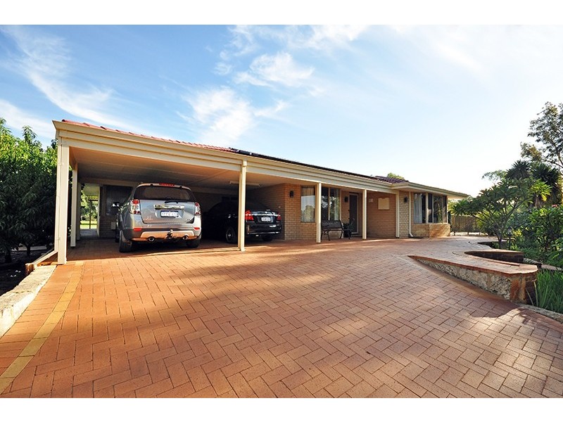 48 Aveley Road, Belhus WA 6069