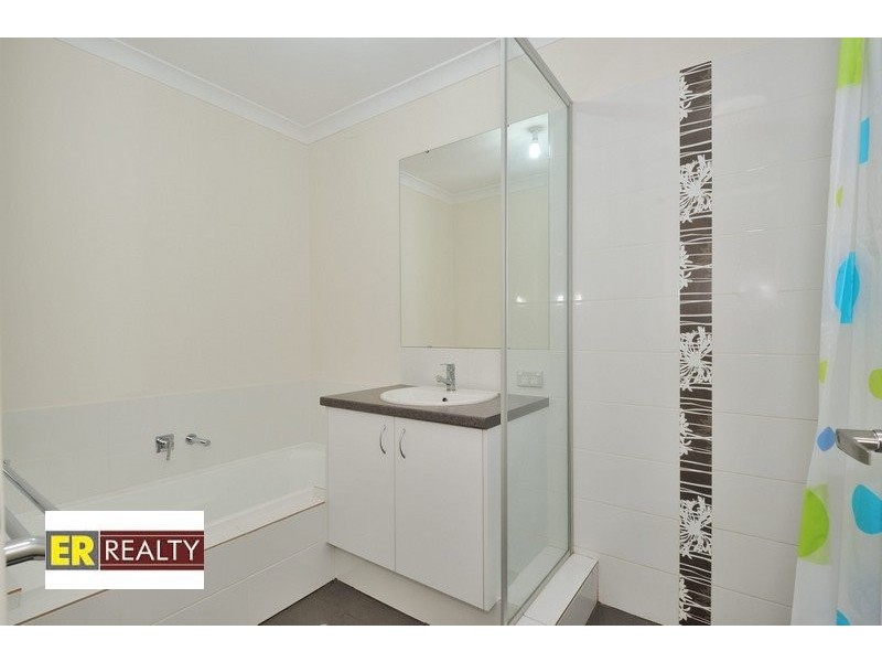 73 Chandala Turn, Ellenbrook WA 6069