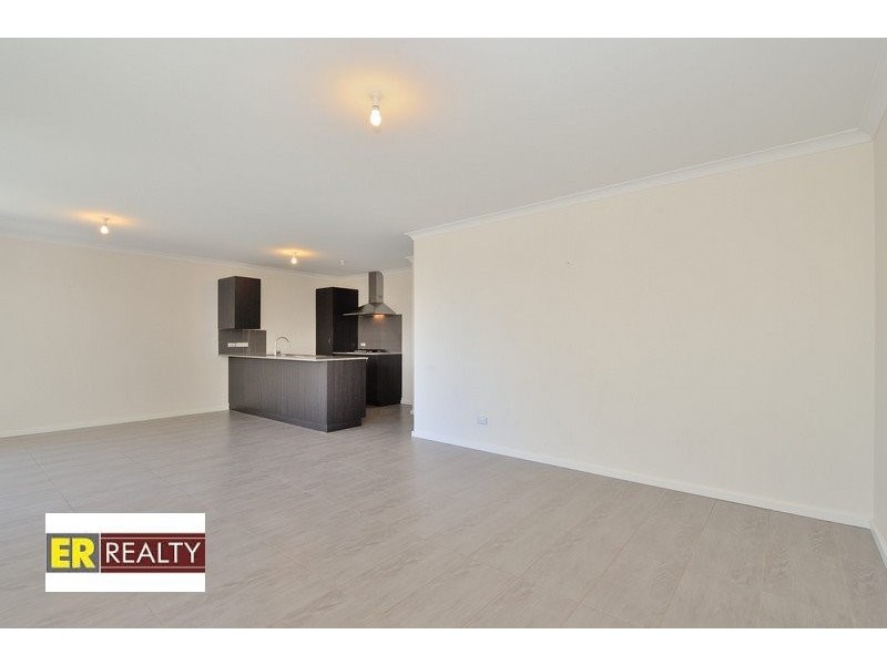 73 Chandala Turn, Ellenbrook WA 6069