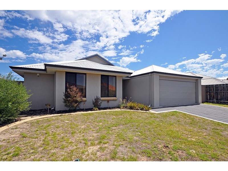 26 Evesham Drive, Ellenbrook WA 6069