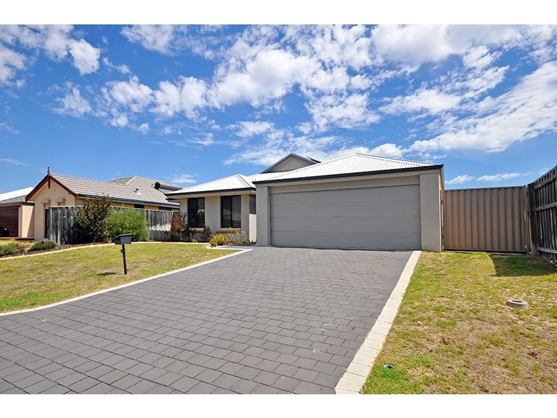 26 Evesham Drive, Ellenbrook WA 6069