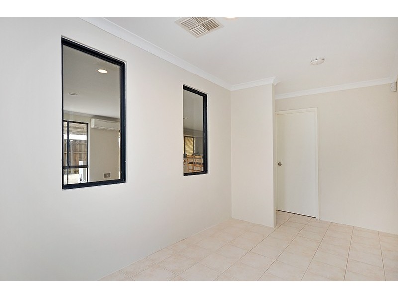 26 Evesham Drive, Ellenbrook WA 6069