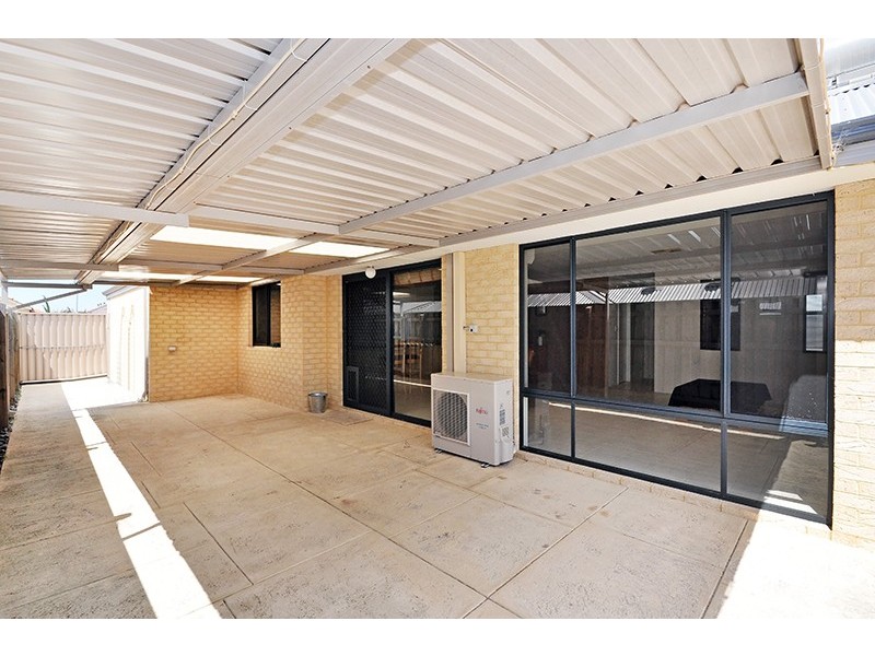 26 Evesham Drive, Ellenbrook WA 6069