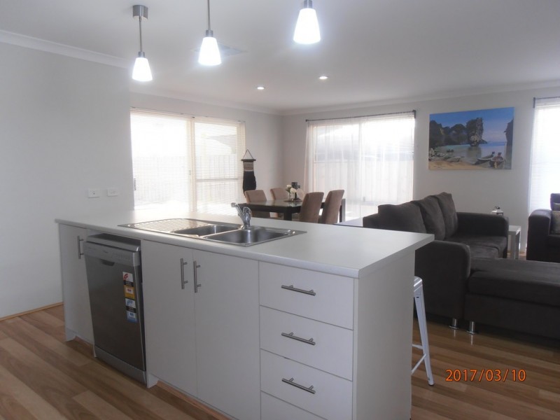 26 Warrego Outlook, Ellenbrook WA 6069