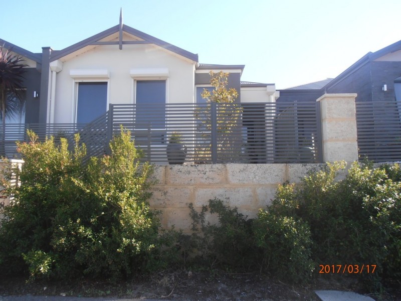 18 Flecker Promenade, Aveley WA 6069