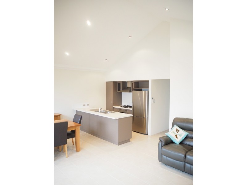 18 Flecker Promenade, Aveley WA 6069