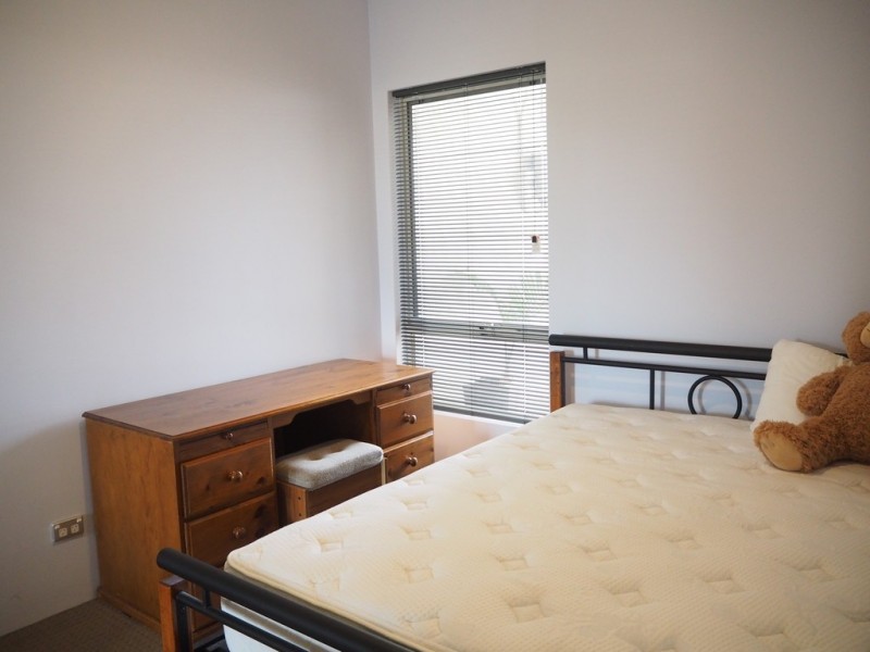 18 Flecker Promenade, Aveley WA 6069