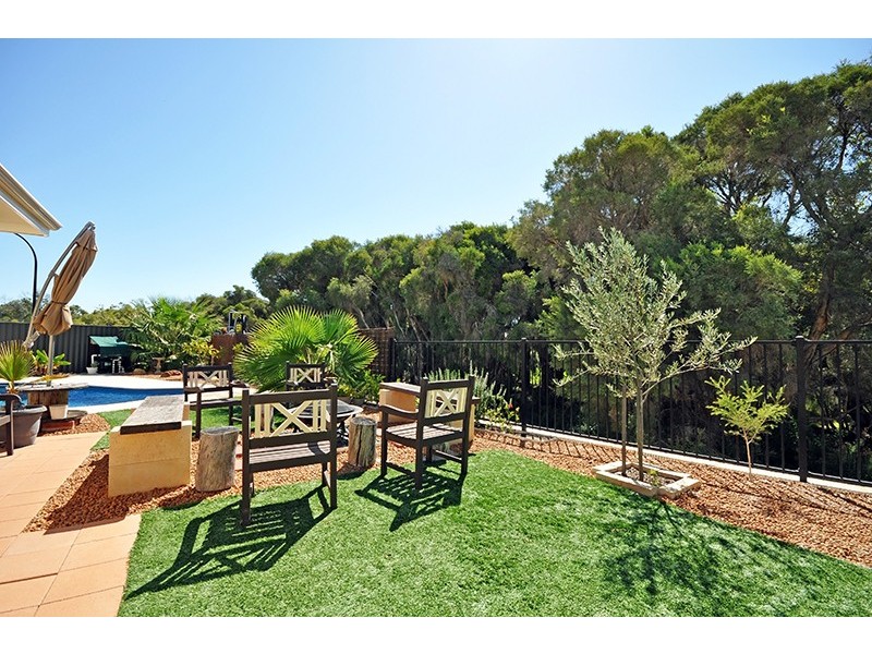 14 Tempo Way, Aveley WA 6069