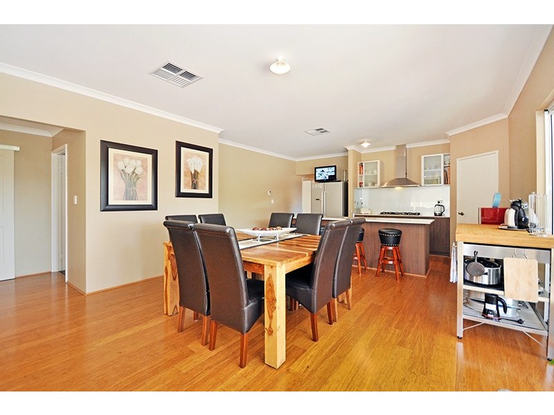 14 Tempo Way, Aveley WA 6069