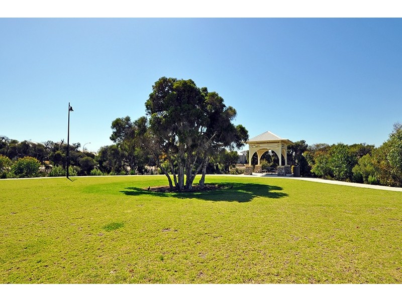 14 Tempo Way, Aveley WA 6069