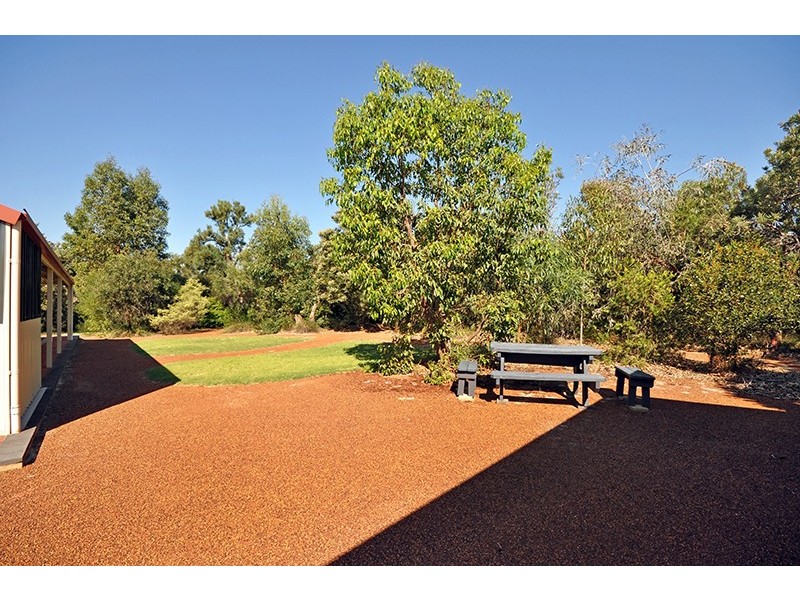 129 Roxburghe Drive, The Vines WA 6069