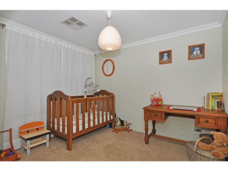 11 Redstone Trail, Ellenbrook WA 6069