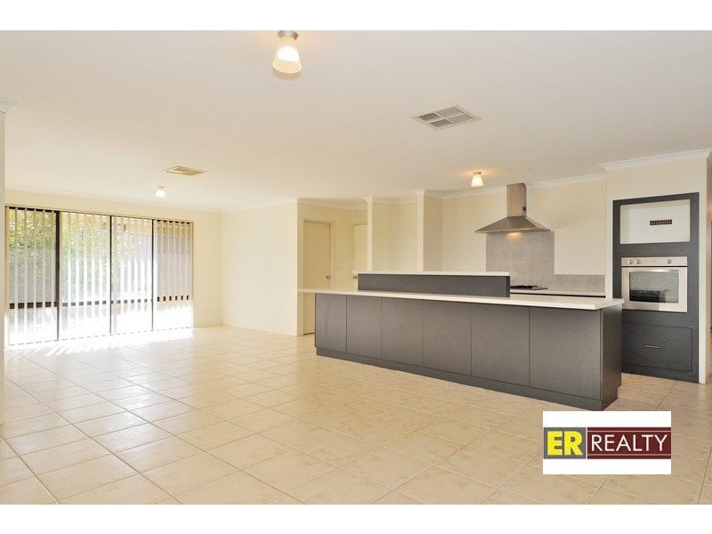 69 Amethyst Parkway, Aveley WA 6069