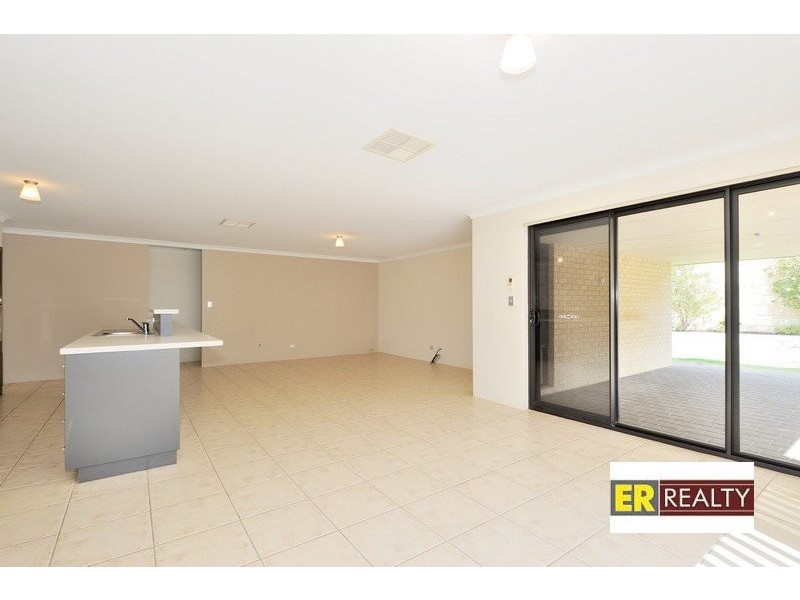 69 Amethyst Parkway, Aveley WA 6069