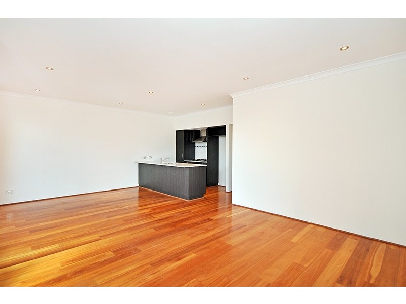 6 Macquarie Bend, Ellenbrook WA 6069