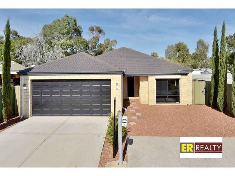 7 Little Harold Street, Bellevue WA 6056