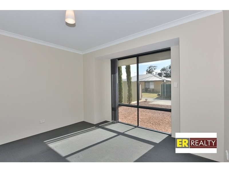 7 Little Harold Street, Bellevue WA 6056