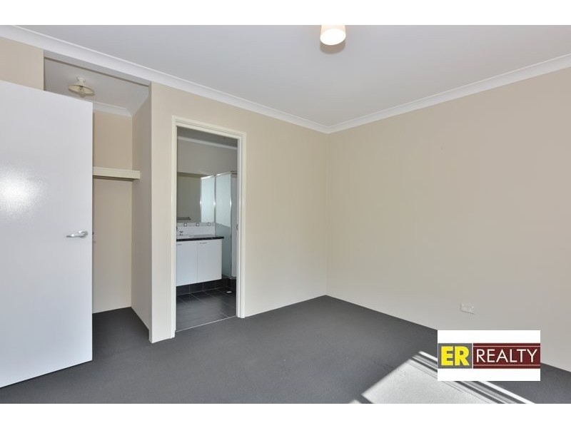 7 Little Harold Street, Bellevue WA 6056