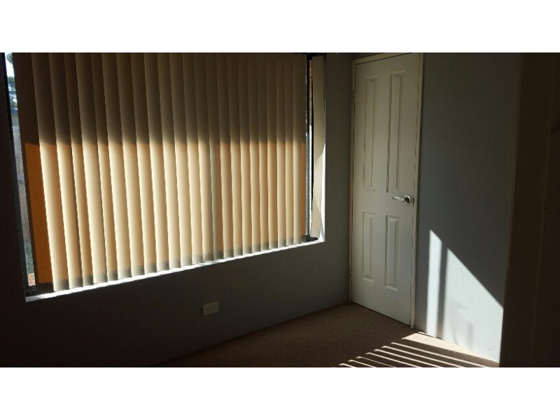 4 Florac Close, Ellenbrook WA 6069