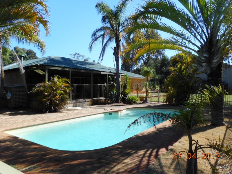 19 Muscat Terrace, The Vines WA 6069