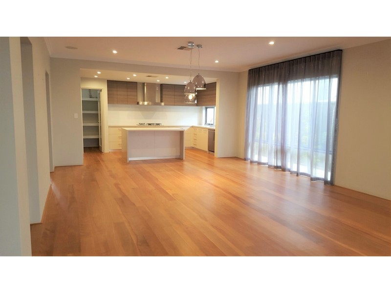 17 Virago Street, Aveley WA 6069