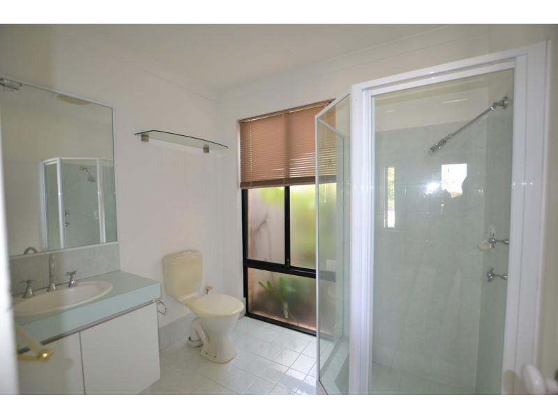 8 Toulon Lane, Ellenbrook WA 6069