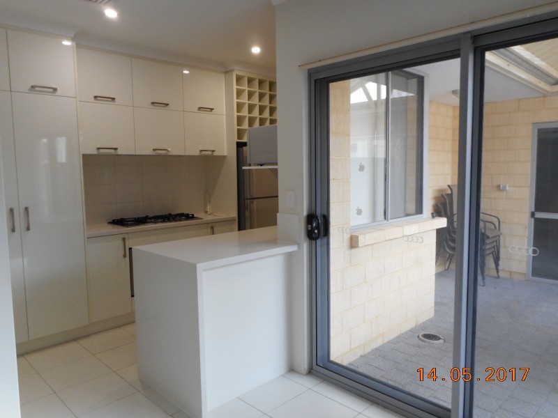 2/36 Flecker Promenade, Aveley WA 6069