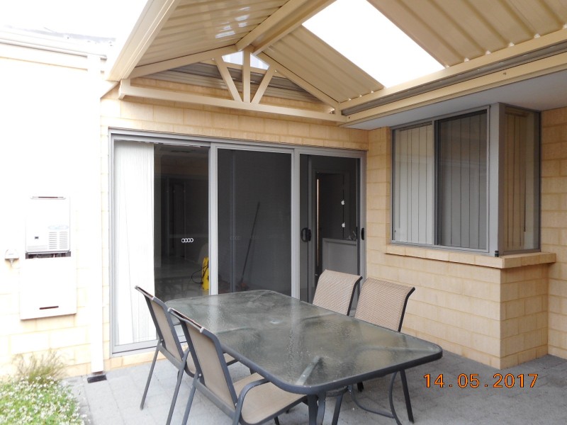 2/36 Flecker Promenade, Aveley WA 6069