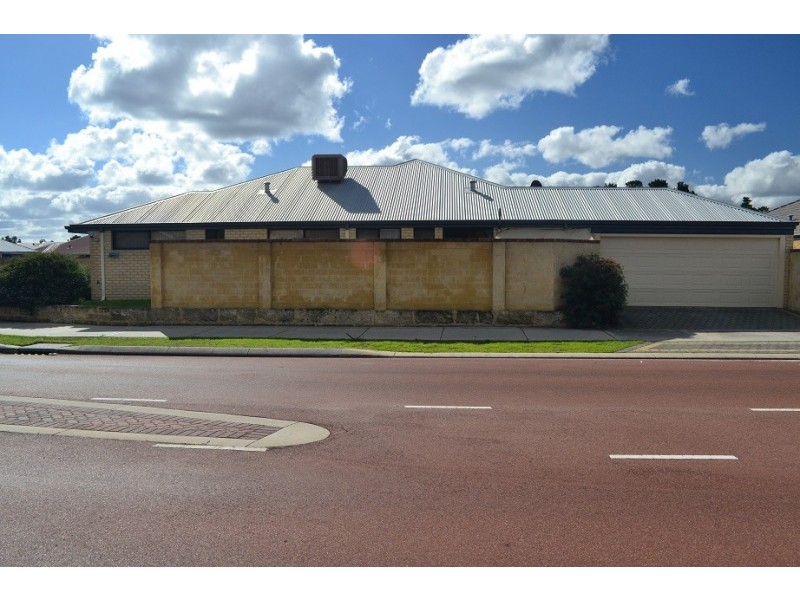 42 Caldervale Avenue, Ellenbrook WA 6069