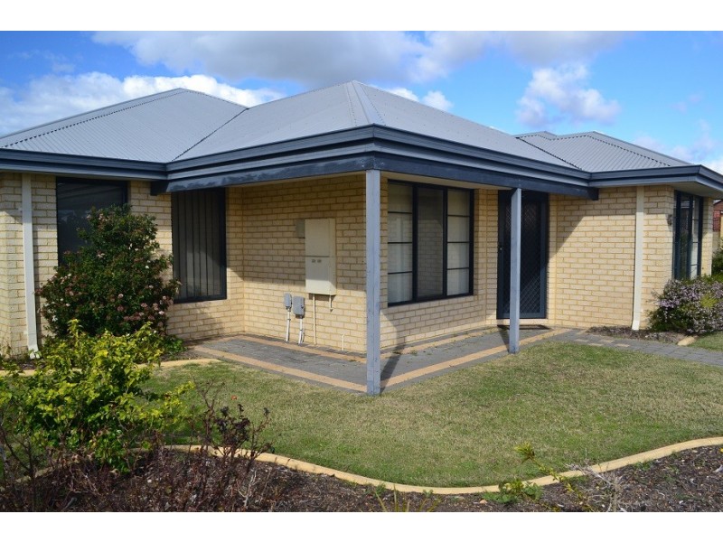 42 Caldervale Avenue, Ellenbrook WA 6069